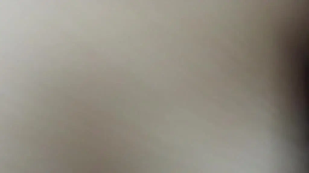 [那女神太美我不敢看!!]网路火红名校女神的汙点，性爱影片流出!!!