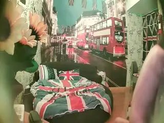 妹子吃屌的样子很淫荡床上搞完沙发搞
