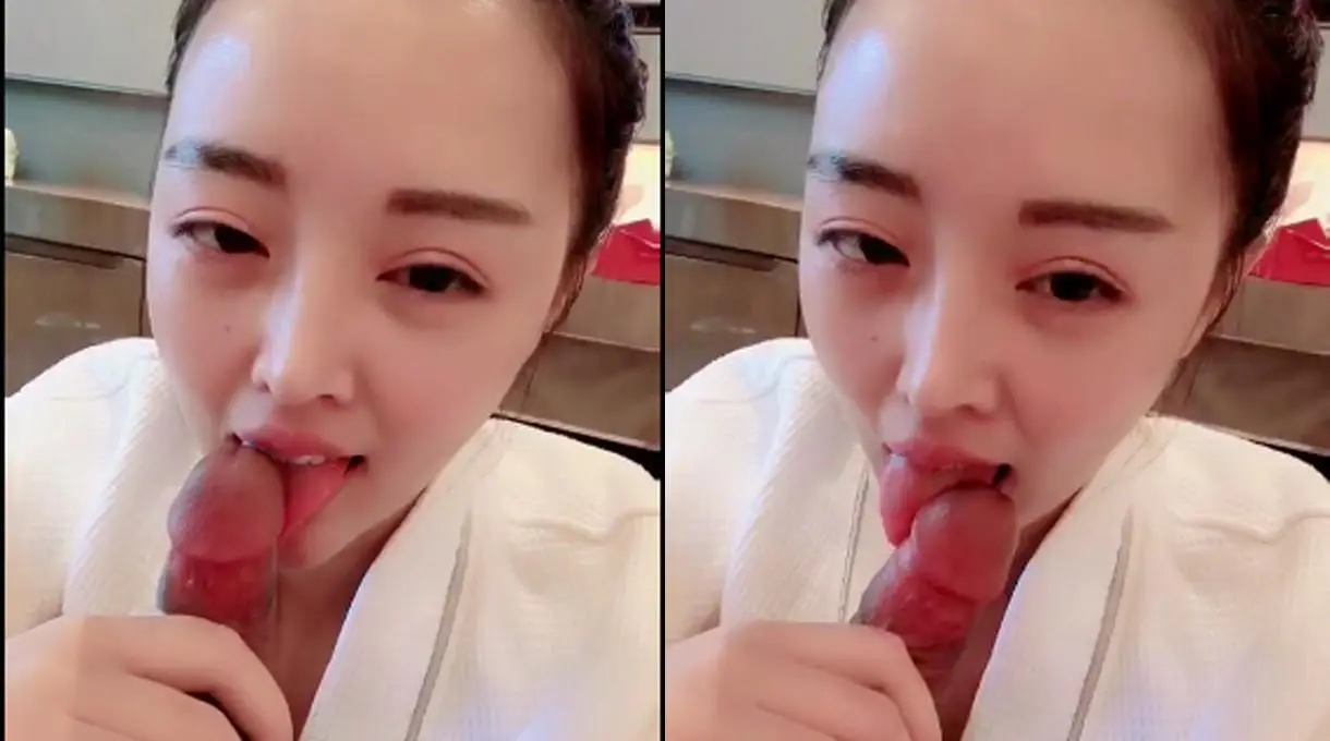 荣城腿腿唯一一部露脸视频