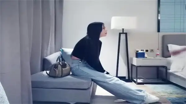 ❤️探花野战黑长直爆乳妹 蜜桃臀摇动激情啪啪