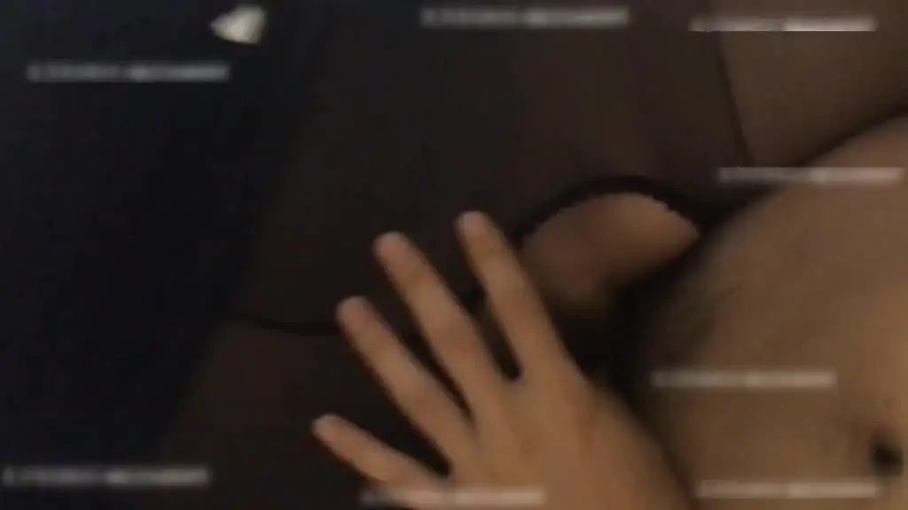 [啪啪啪研习所!]人妻温柔的嗓音讲着淫蕩的字句 为她全部射在她脖子上