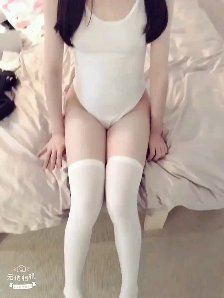 [短视频区] 明明对哥哥的思念不带一丝水分，可为什么想哥哥的时候，总是湿的