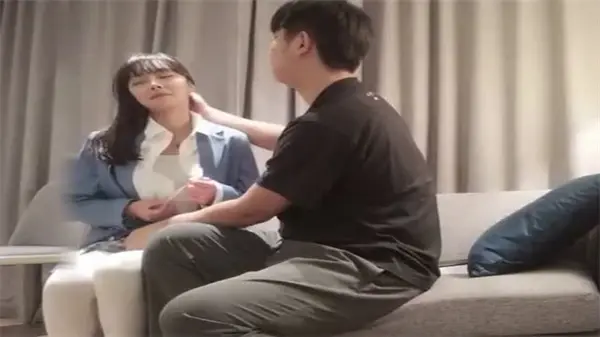 小宝寻花约炮极品外围女 高挑模特宾馆激情啪啪