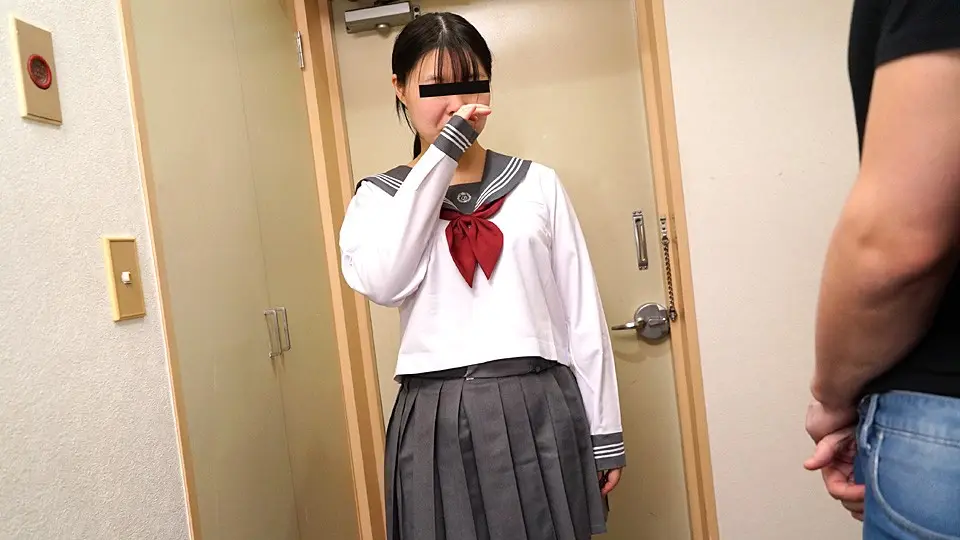 10musume-080323_01 丰满水手服妹子上门服务，迫不及待深喉口爆！下平みなみ