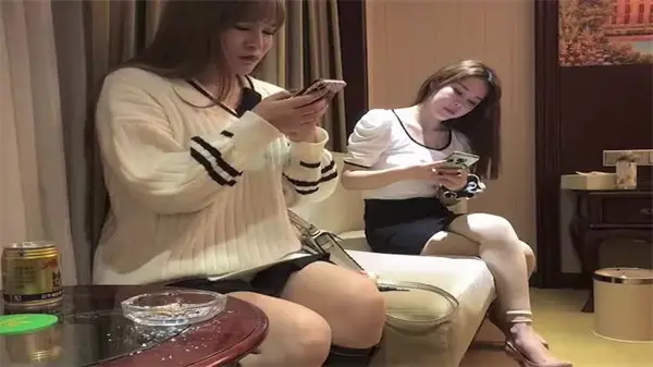 性感丰满熟女姐姐约炮实录，肉感诱惑让人欲罢不能