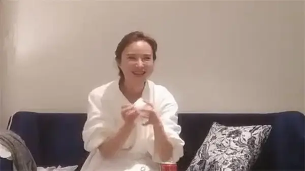 经典探花铁牛系列三：偷拍美女主角调情实录，聊天到啪啪全程高潮