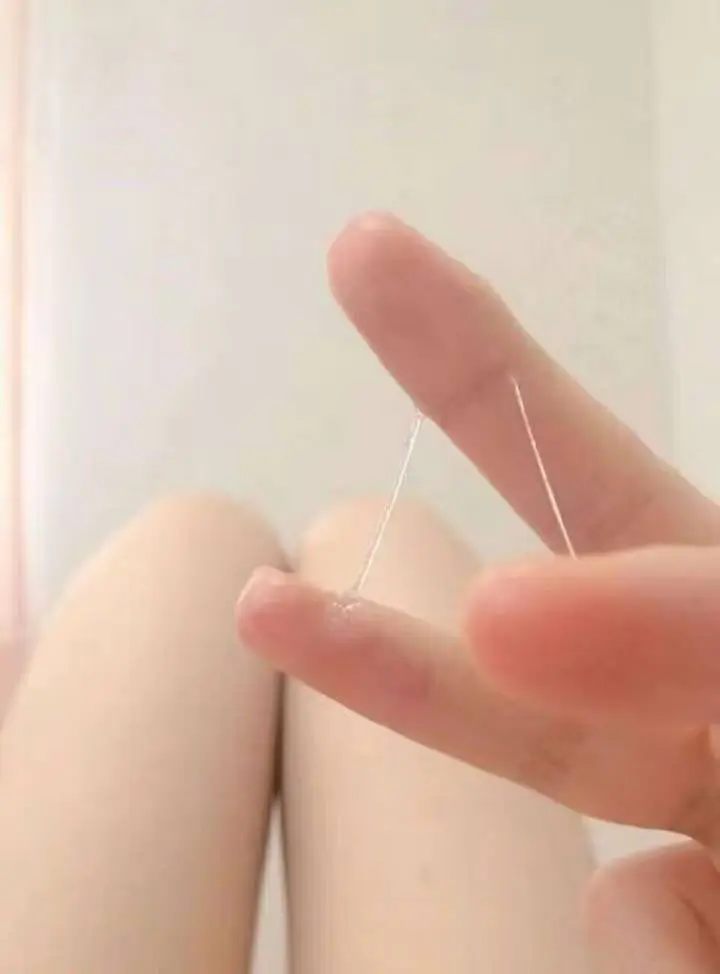 SY抖音50W粉丝少女网红不想早起私人定制合集视频流出穿各种JK制服配丝袜撅臀揉奶上演极致诱惑！