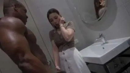 漂亮美胸少妇啪啪