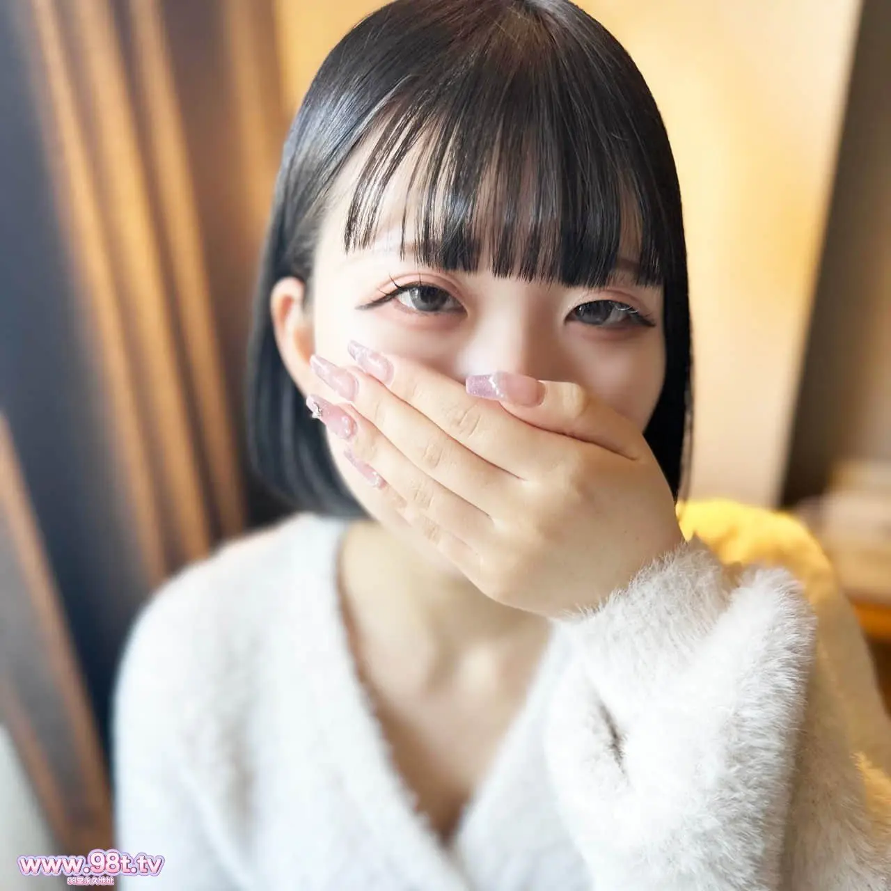 FC2PPV-4667023-【初撮】経験人数たったの一人! ちっちゃ可愛い19歳専門**♡ あどけない笑顔