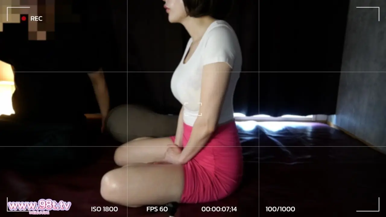 FC2PPV-4743559 - 【メンエスの闇】ガードの緩い巨乳メンエス嬢の待機時間の闇を大暴露