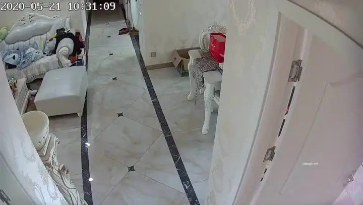高颜值气质美女主播收费大秀身材也很高挑十分诱人喜欢别错过A new