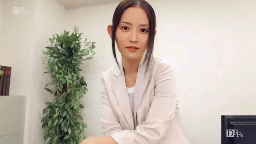 【明星淫梦】陈钰琪制服无码办公室恋情