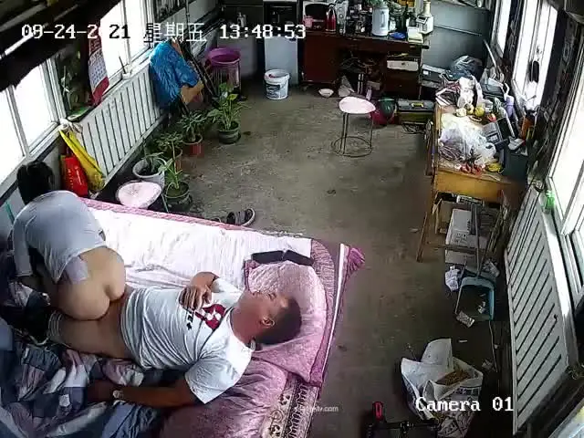 【极品 破解摄像头】非常真实的高质量家庭夫妻性爱生活 细节展现的比较清楚 强操醉酒小姨子 怒操美乳老婆 高清720P版~【破解摄像头】高质量的家庭夫妻性爱生活~video 2021 09 30 05 05 42 new
