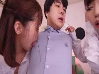 CAWD-319 【你的乳頭 我要來玩弄了哦 兩邊都能讓你高潮吧？ 】沙月芽衣 佐佐木夏菜