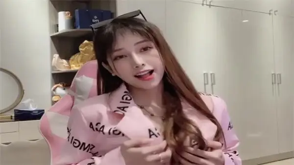 女神放飞自我anna1021