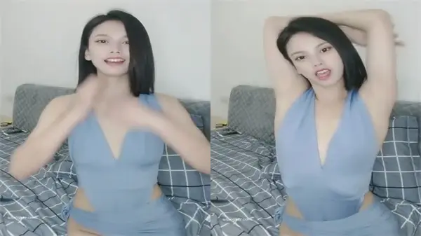 苗窕贫乳骚货足交玩弄狼友鸡巴让狼友后入操_
