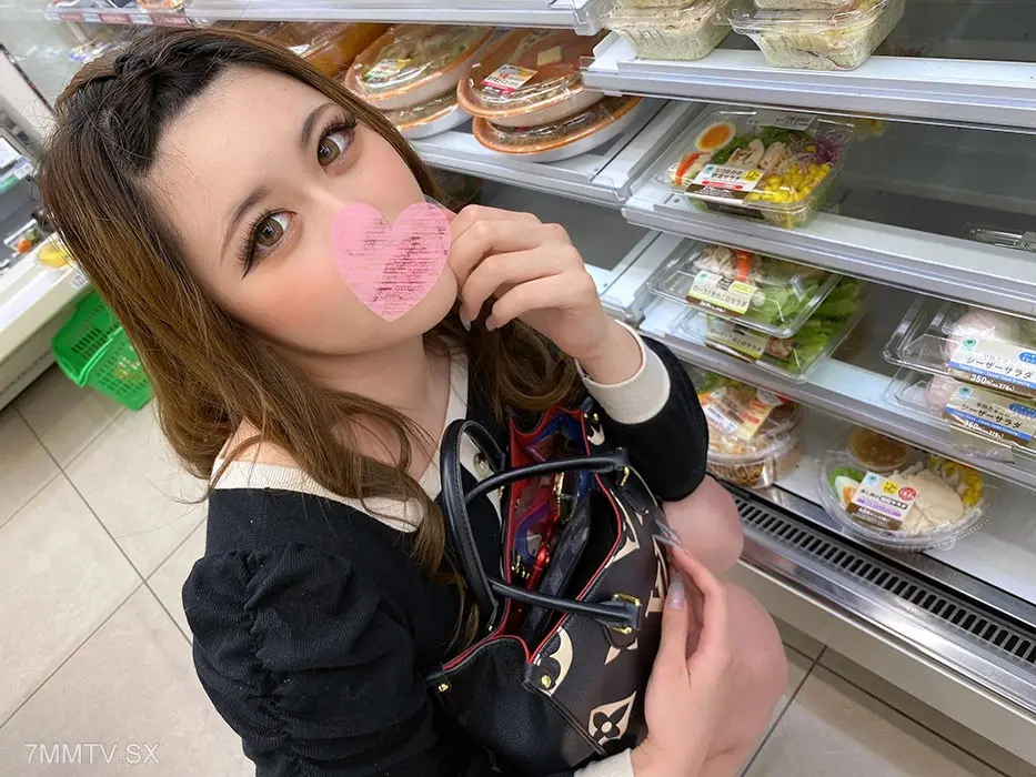 12#9为止限定2980→1980【惩罚】对热情的辣妹系美乳酒吧小姐的美男子无责任中出。-cd2