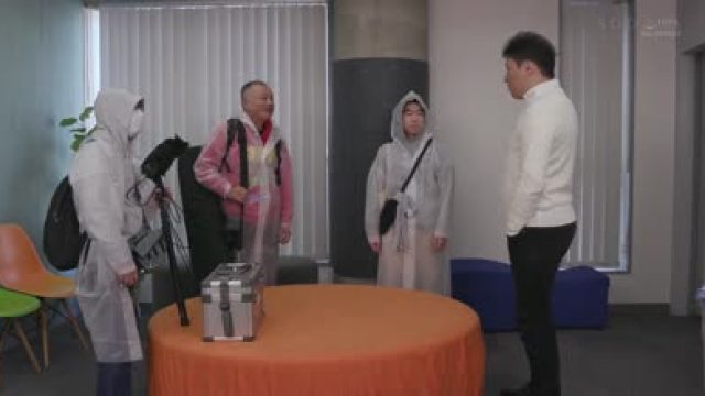 START-256 ロケ帰り相部屋NTR 大雪で東京に帰れなくなったお天気キャスターが陰湿なプロデューサーに潮を吹かされ開発され続けた一夜 彩月七緒