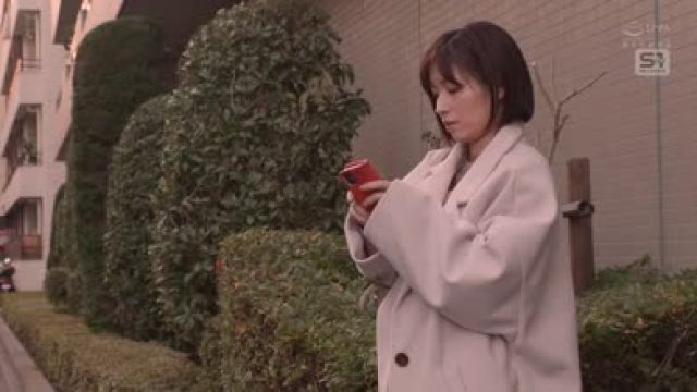 sone-728シンママは子供が寝た後のパパ活で媚薬使って現実逃避エクスタシー 奥田咲