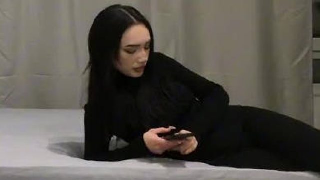 今天的黑发老师是上一任女主闺蜜-俄国侯总
