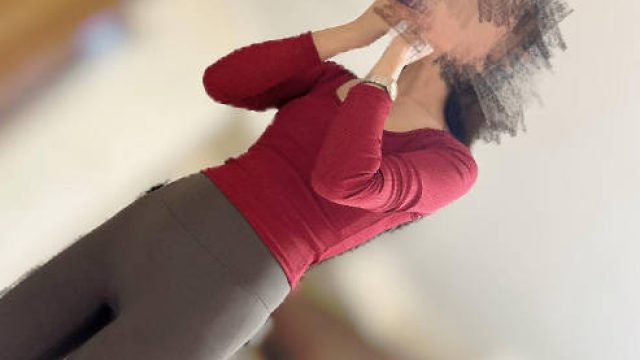 高冷女神沦为胯下玩物反差强烈趁她喝酒成功偷拍