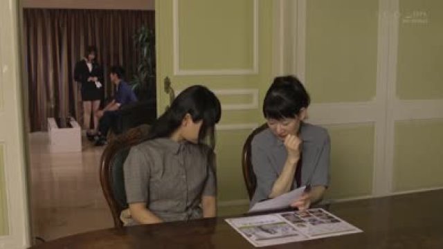 stars-312结婚典礼进行时被新郎要求强制中出的婚礼策划人-户田真琴