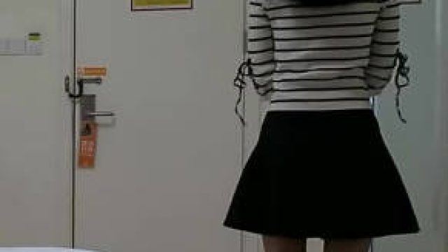带著公司前台短裙女神酒店约啪-xy2966528
