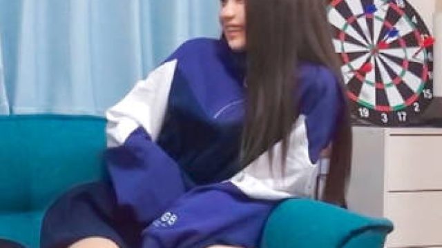 骑兵破解GANA-2234 百戦錬磨のナンパ師のヤリ部屋で、連れ込みSEX隠し撮り 152 まるで現役女子●生？？学校指定ジャージで遊びにきた見た目も中身もピッチピ