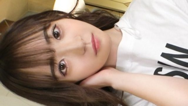 骑兵破解SIRO-5212 リゾートバイトで仕上げたスレンダーボディと引き締まったプリケツで男の体を乗りこなしまくり！！弱点の敏感乳首を責められ、陽キャ娘