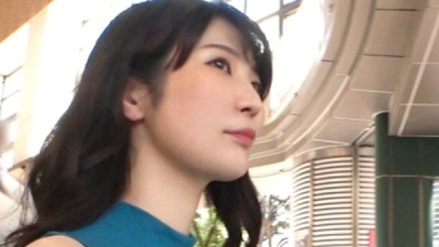 骑兵破解SIRO-5202 思わず二度見してしまうほどのスレンダー美人OL！「バックで責められたい」と話すドMお姉さんは少し触れただけでビクビク反応してしまい.