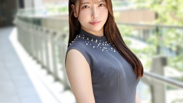 骑兵破解SIRO-5576 NTR癖の延長でAV出演…ッ！？30歳子無し女教師妻、世間におま○こ丸出しSEX見せつけちゃいます…！！剛毛おまんこジャングルをペロペロイジイジ！！大好きなクリ