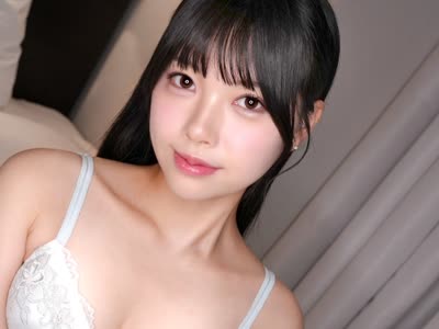 骑兵破解SIRO-5667 148cmミニマム女子の窮屈マ●コをドチュドチュ重圧ピストンで掘削！！潮ふきちらしのドロドロマ●コで快楽に撃沈！理性が保てない！！ 【