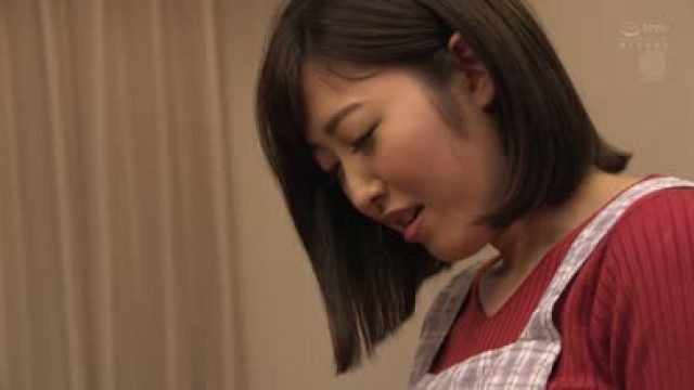 juy-479 巨尻人妻的无声骑乘位 - 水野朝阳