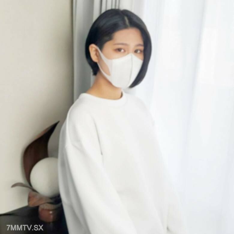 FC2-PPV-4502371 ♡7/28直接到货，一个半美胸，还有彩色乳头！威基乌娜！这是最好的！苗苗的土地 - 运动 - 19岁的女人是母牛的自我 - 自我 - 兴奋的M酱！