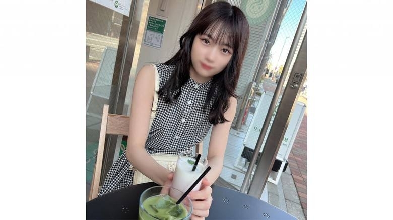 FC2-PPV-4519850 ~ vol.18 ~ [限时/数量销售] 3天限量价格1980pt！ ！从【漂亮女人◯大学生系列】中严选三位美女！ ！所有生动的中出影片一次发布！ ！ [附赠镜头：4小时10分钟]