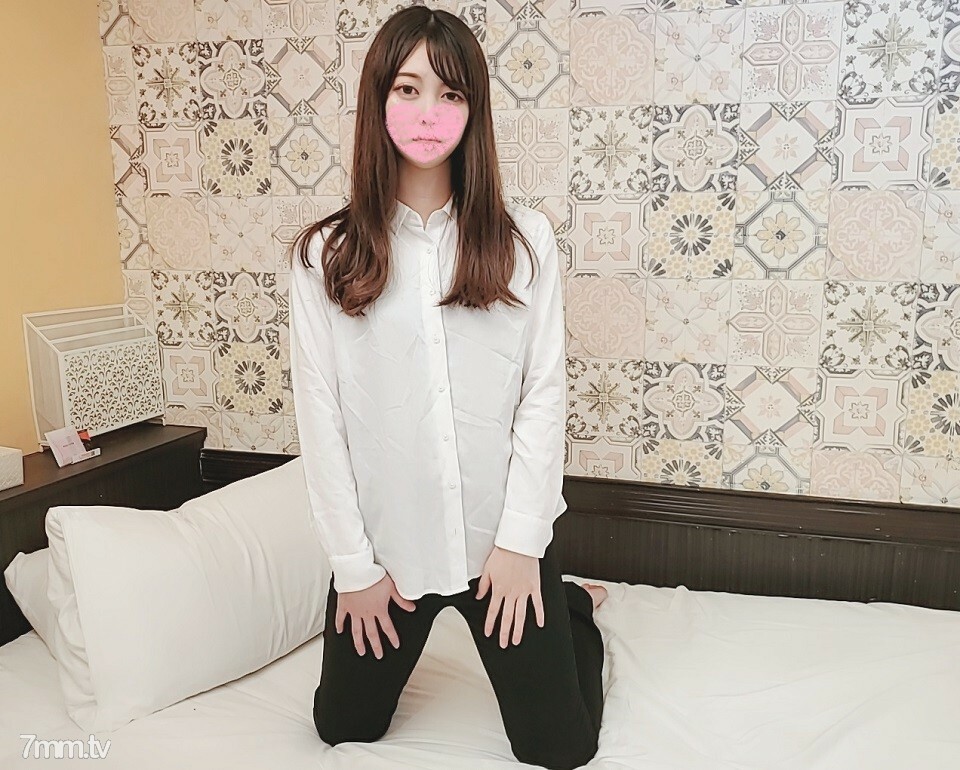 FC2-PPV-2605786 具有美丽名人美女的奇闻趣事！ 172/42 活产白皙纤细身材 美妇屈辱的模样。