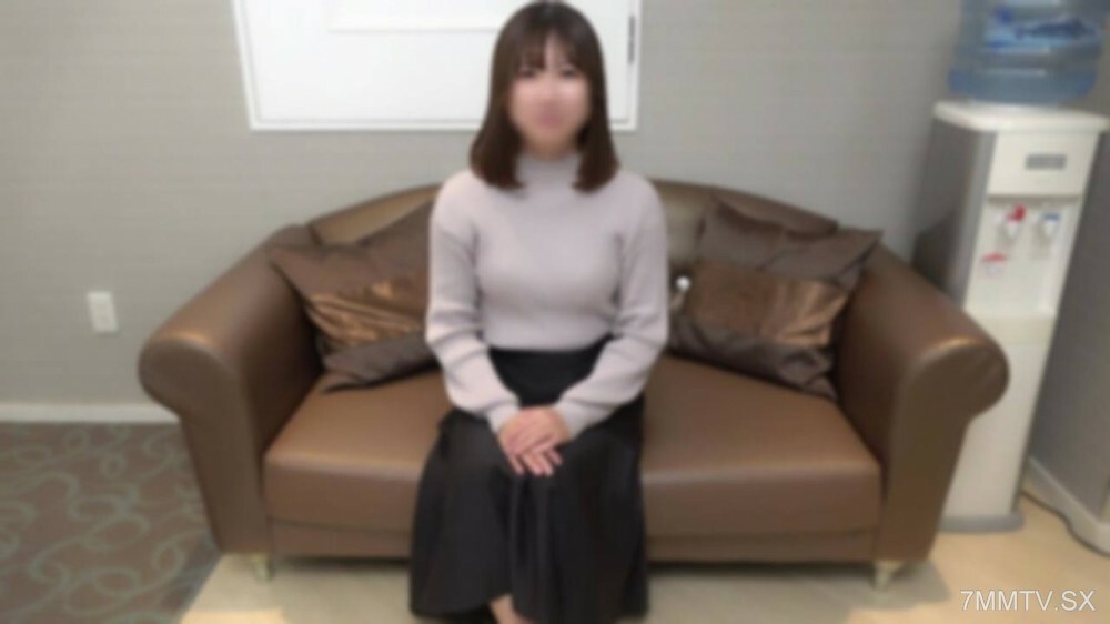 FC2-PPV-4534357 风格与美感最融合的行动店员。 KO，/进步游伽审判部。