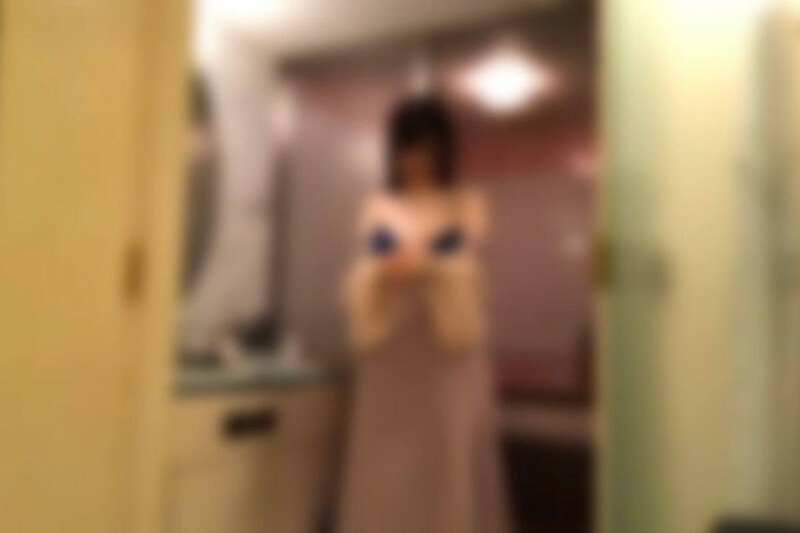 FC2-PPV-4556048 *初始数量仅限380点*“酒廊女孩沉迷于主持，生活在债务地狱-用身体来偿还”