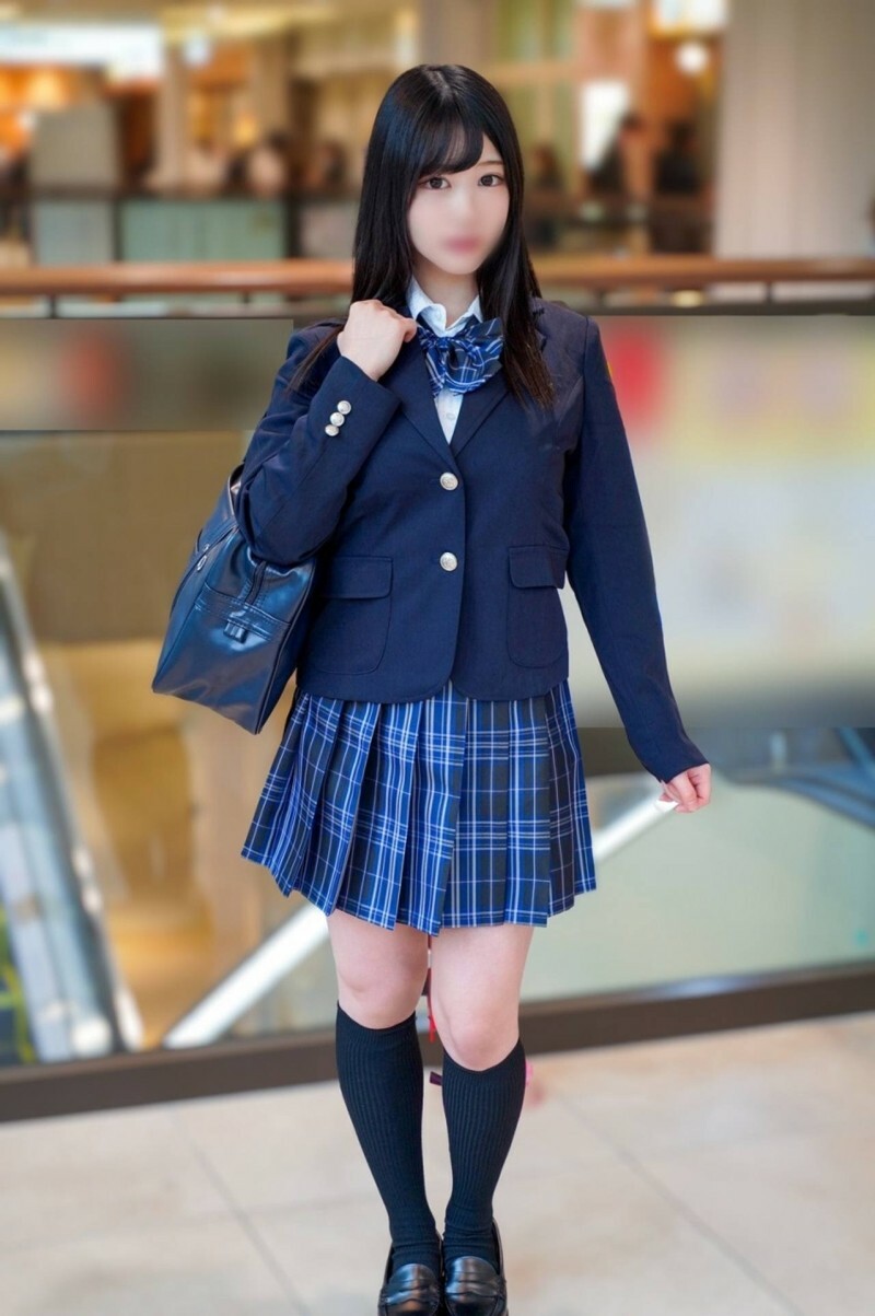 FC2-PPV-4566359 【奇迹乳晕】美术漫画社向日葵神乳想看真正的成人阴茎，就和射她的男人配对，丰满的乳晕膨胀到最大，抽搐地射精【肯定怀孕了。 ]