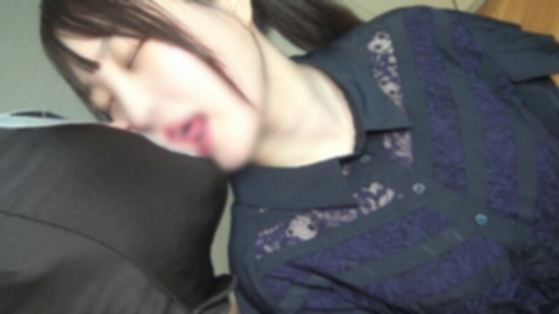 FC2-PPV-4561059 【第一炮】19岁人文E罩杯美臀M./Su./me.对于一个出名的小穴来说，有一个早泄的男友是不够的。 我男友第一次秘密内射性爱。