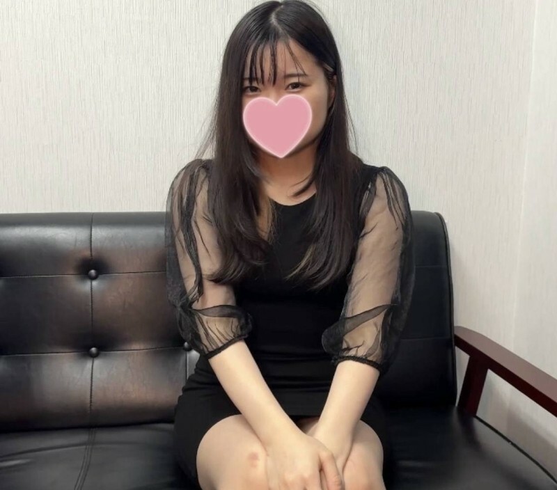 FC2-PPV-4580585 [完整的业余和审查奖金户外性爱] 与一个非常可爱的 18 岁素人与美丽的乳房进行性交！ *包含 2 个正面朝上的部件*