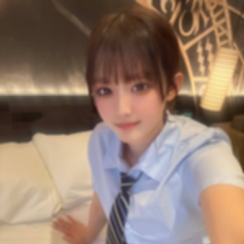FC2-PPV-4772571 令人震惊的18岁女孩！ Seri酱是一位在家乡担任模特儿、立志成为K-Pop偶像的美少女！这是一段奇迹般的POV影片。