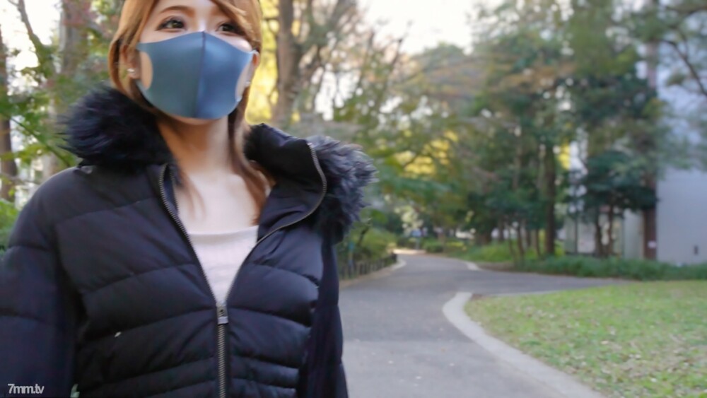FC2-PPV-2639935 19岁初中毕业人气美女女主现身！ ！！ ！！完成第一次拍摄！ ！！首先舔一个受欢迎的歌舞表演！ ！！ , 中出第2轮“个人拍摄”个人拍摄原创第201人