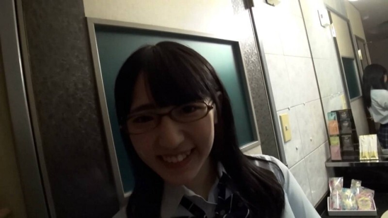 FC2-PPV-4797355 【Ami-chan / 私人拍摄】这位长得像Mayu的优等生兴奋极了，她简直就是个天使，居然能接受奶油派！