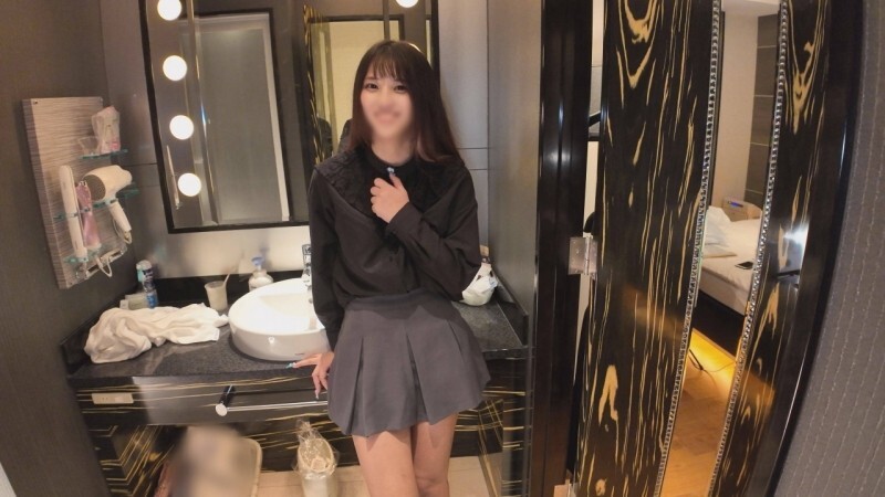 FC2-PPV-4800125 【即时奶油派业余】无码 ≪前时装模特儿♡ 高学历美人E罩杯≫ 她渴望已久的私处湿透了，根本不需要前戏！在纤细、美丽、丰满、柔软的裸体上，粉嫩的嫩穴里尽情享受奶油派 ♡