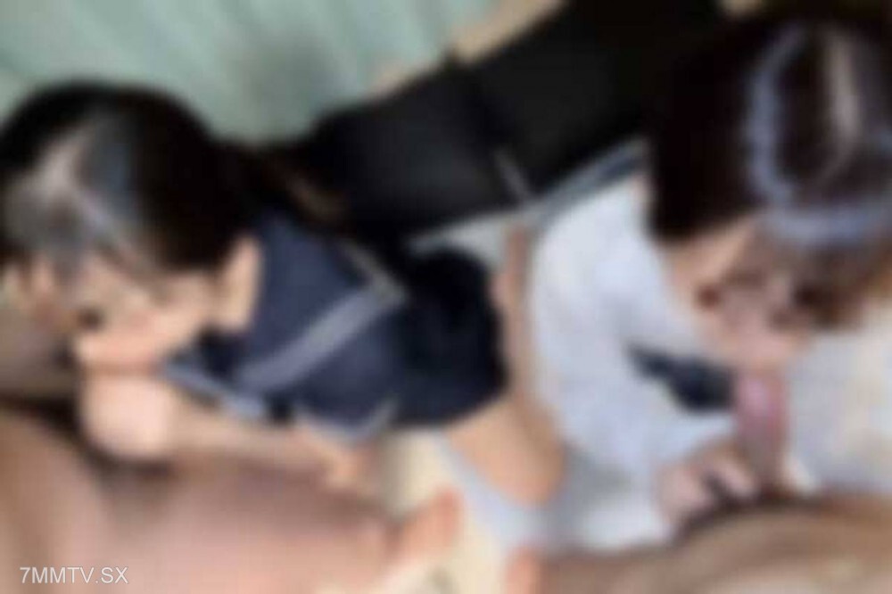 FC2-PPV-4805942 【疯狂】「19岁美少女穿著流浪制服4P」 肌肤如天使般破碎♡ | | FC2电子市场