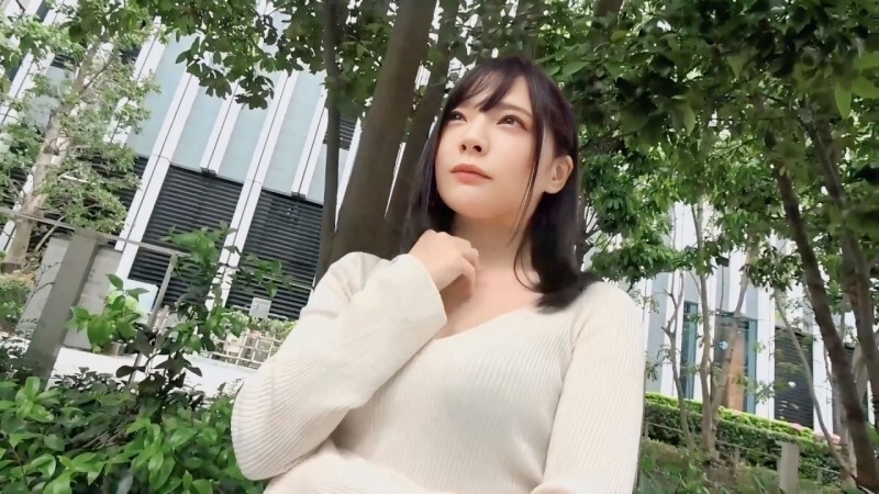 FC2-PPV-4811752 【限时优惠：980积分】造型、脸蛋、气质，一切都美得超凡脱俗，奶油派+吞精