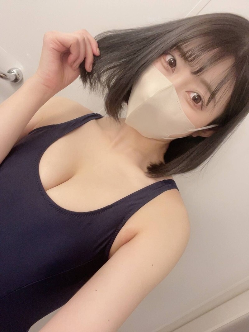 FC2-PPV-4813776 【限量版】【真容曝光】我想这大概是绝无仅有的了。这是她第一次也是最后一次真容曝光！你见过如此美丽的女人吗？极致的奶油派和猛烈抽插！