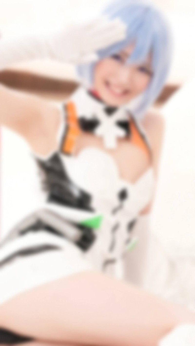 FC2-PPV-4836110 「真人Cosplayer/个人拍摄」《新世纪福音战士》绫波丽首次登场 完美身材，100%还原原作♡ 震撼的第一视角视频，展现她四肢著地，在后入式体位中达到高潮，丰满双乳随之颤动的画面❣♡