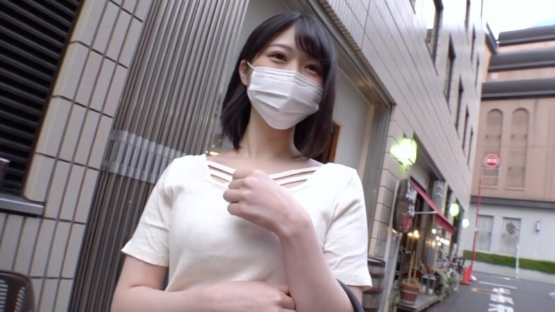 FC2-PPV-4846020 【业余出镜】「二年级巨乳幼儿园老师」生猛内射极端性爱拍摄。珍贵私人拍摄作品公开。 *仅剩少量